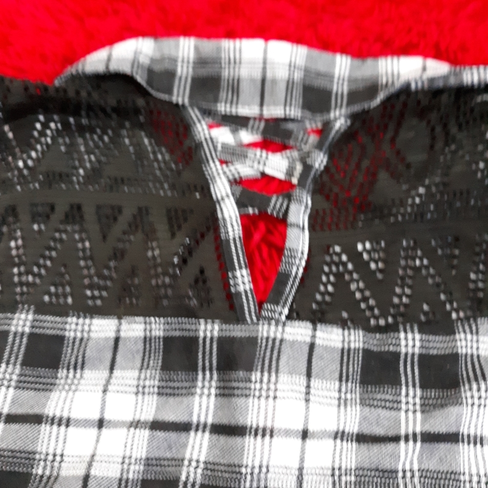 Shirt - Picture 3 of 3